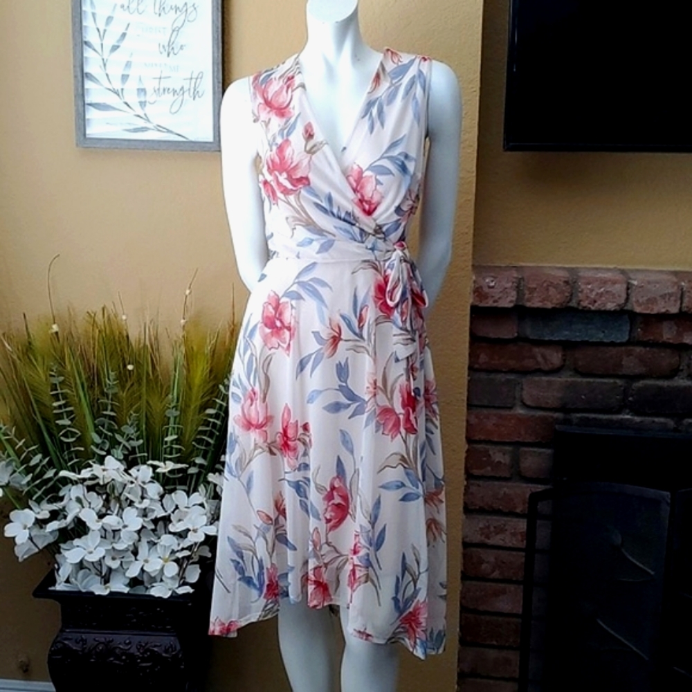 🆕️ Kate and Lily Cream Biege Floral Mesh Overlay Sleeveless Dress SIZE: 4P